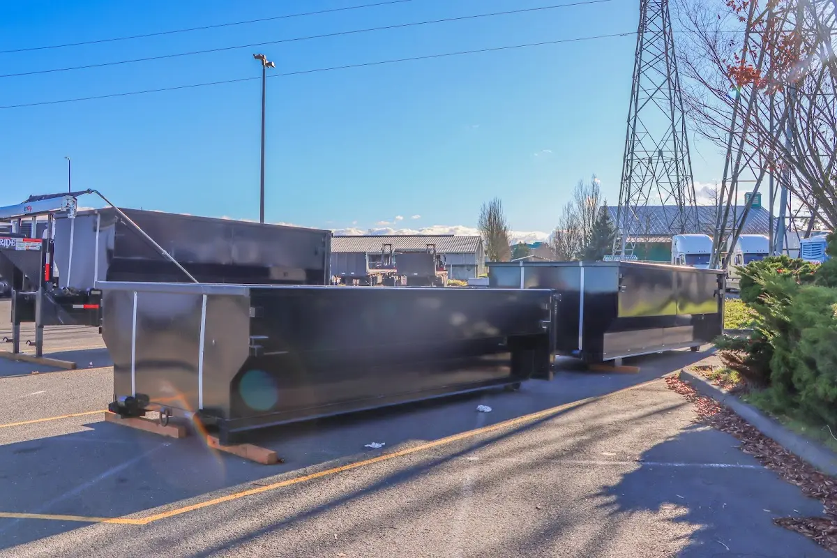 Professional dumpster rental and junk removal service in Leo-Cedarville