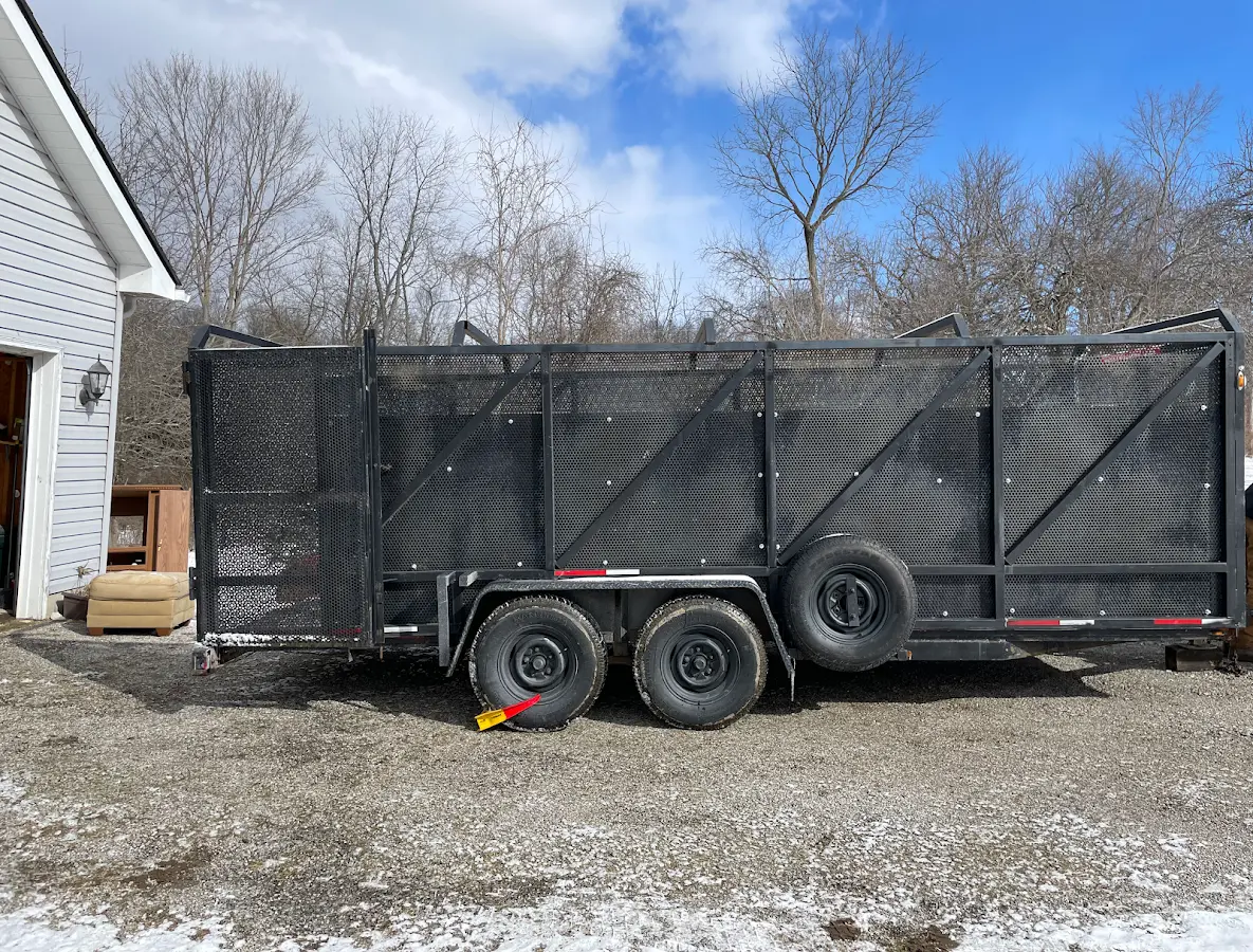 12 Yard Dumpster Rental in Leo-Cedarville, IN